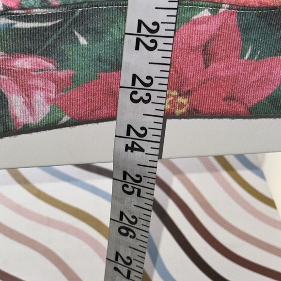 Wildfox Holiday Sweatshirt NWOT - Picture 10 of 10